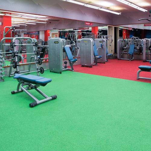 Fitness First Safeer mall strength workout machines