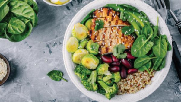 Healthy meal of chicken breast and vegetables Healthy meal of chicken breast and vegetables